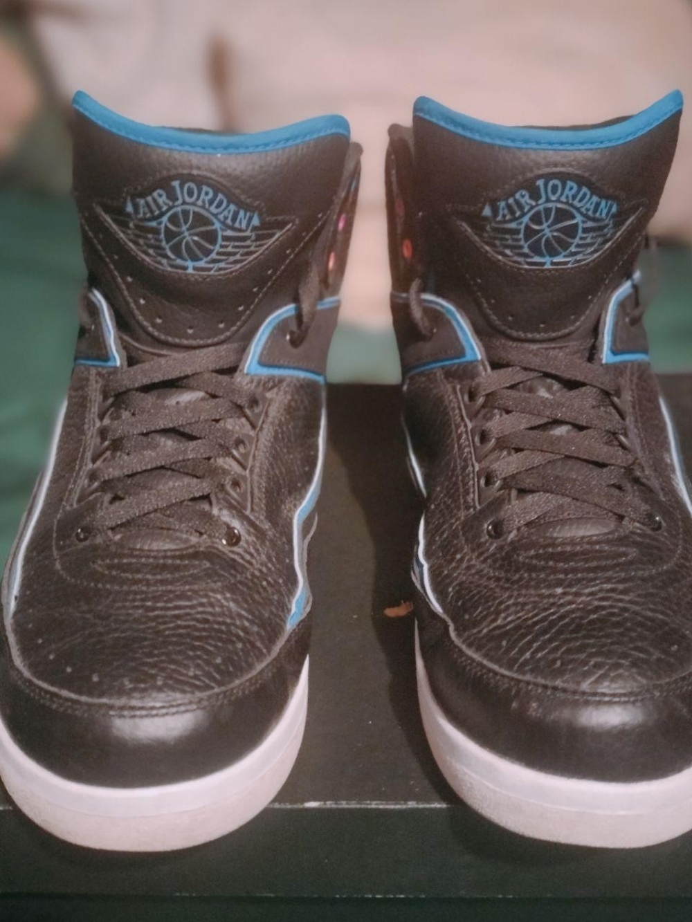 Like New Air Jordan 2 Retro "Radio Raheem" Black & Photo Blue, Men's size 13.